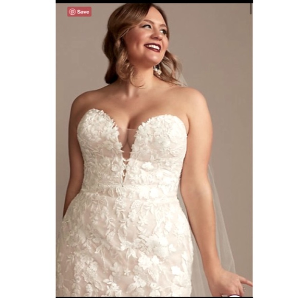 Galina Signature mermaid style wedding dress